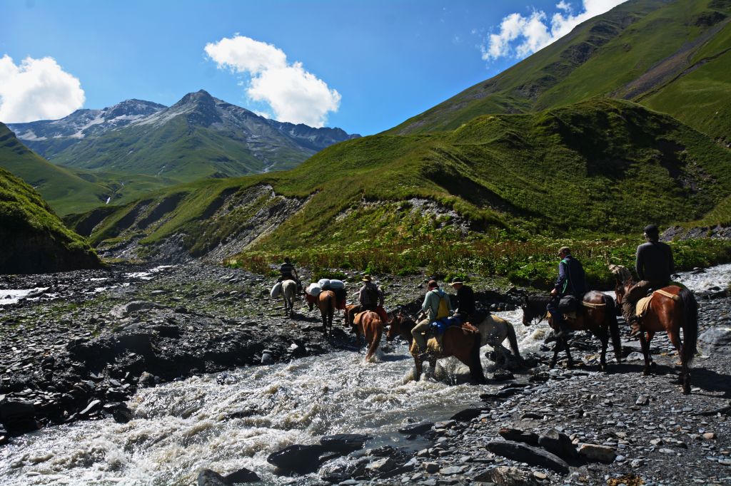Equestrian Trekking from Tusheti to Khevsureti