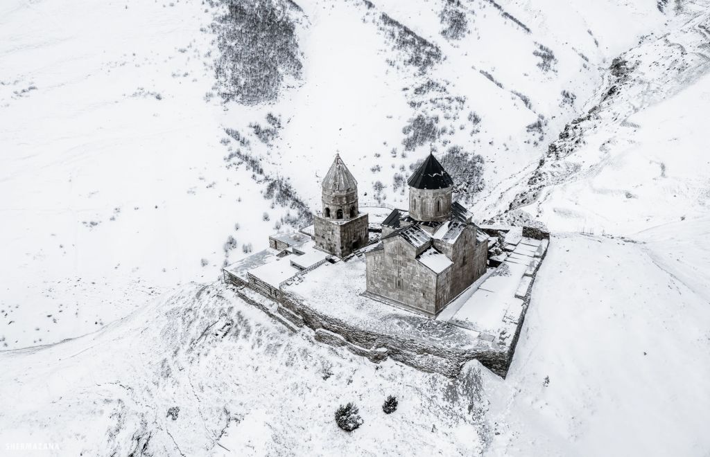 ჯიპ-ტური ყაზბეგში -