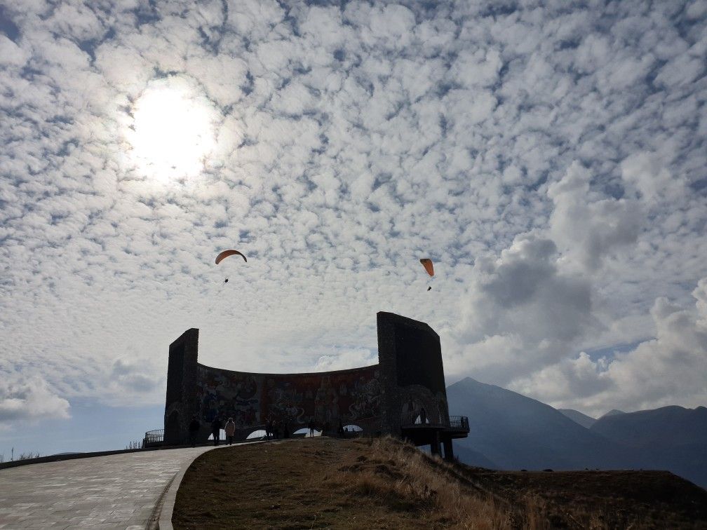 გაზაფხულის პირველი ტური ყაზბეგში - მარტს