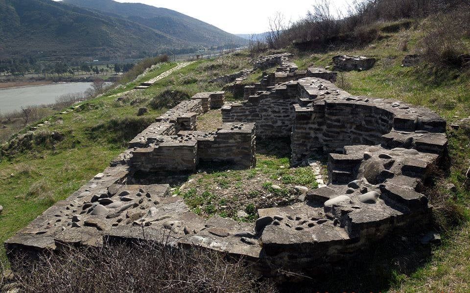 არმაზი, კარსანი, ბაგინეთი, ოლღას მონასტერი