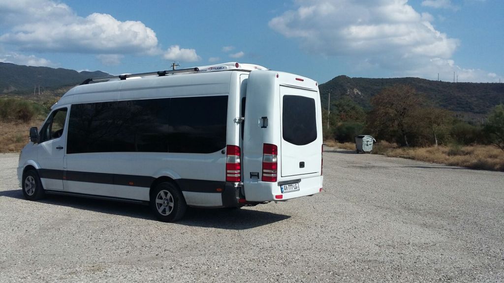 სვანეთის  დღიანი ტური ძალიან დაბალ -