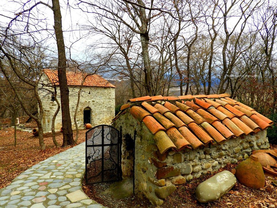 ზედაზენი, ნავდარაანთკარი, ბზიანა