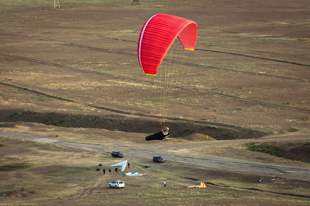 პარაპლანით ფრენა რუსთავში