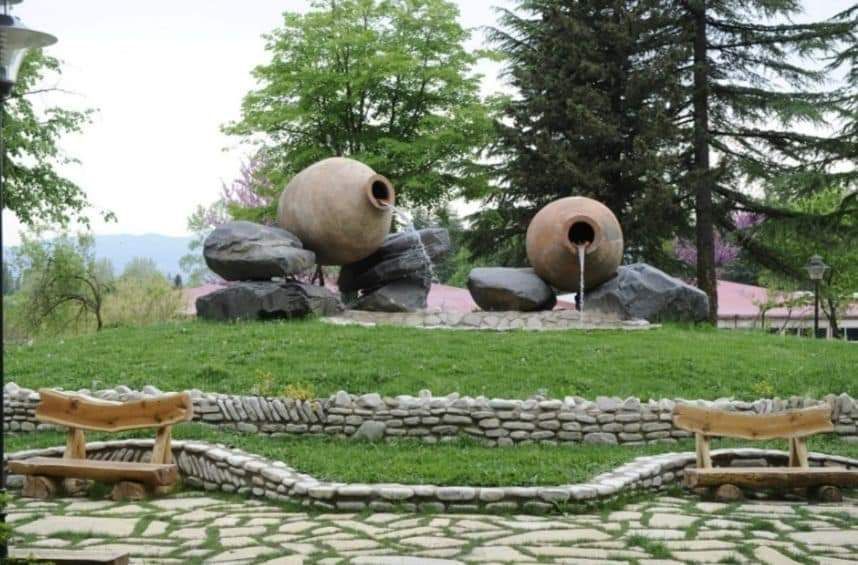 ერთდღიანი ტური კახეთში ... სუღნაღი, წმ ნინოს მონასტერი, ყვარწლი, თელავი, ალავწრდი, ძველი და ახალი შუამთის მონასტერი...