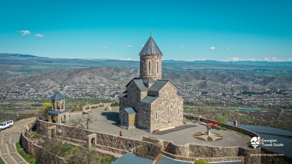 სათხე, ელიას მთა, წუღრუღაშენი, ჭაპალას ციხე, ბოლნისის სიონი, კაზრეთის სამება