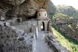 ბათუმიდან :  Боржоми - Рабвти - Вардзия . . . 