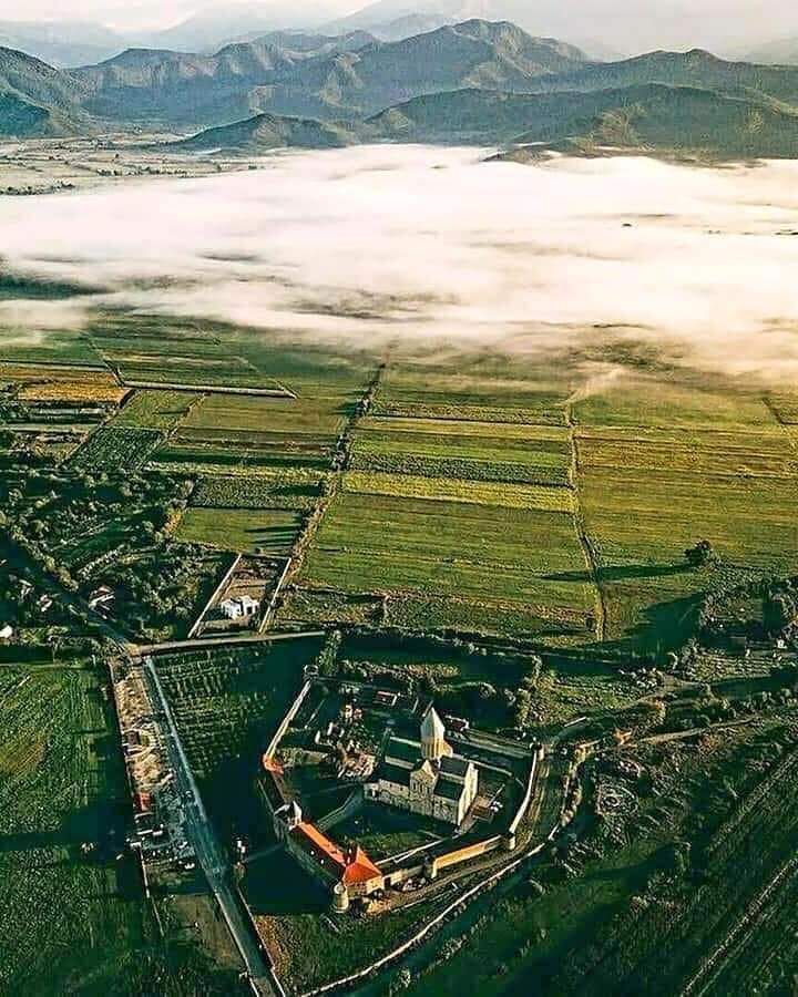 ერთდღიანი ტური კახეთში ... სუღნაღი, წმ ნინოს მონასტერი, ყვარწლი, თელავი, ალავერდი, ძველი და ახალი შუამთის მონასტერი...