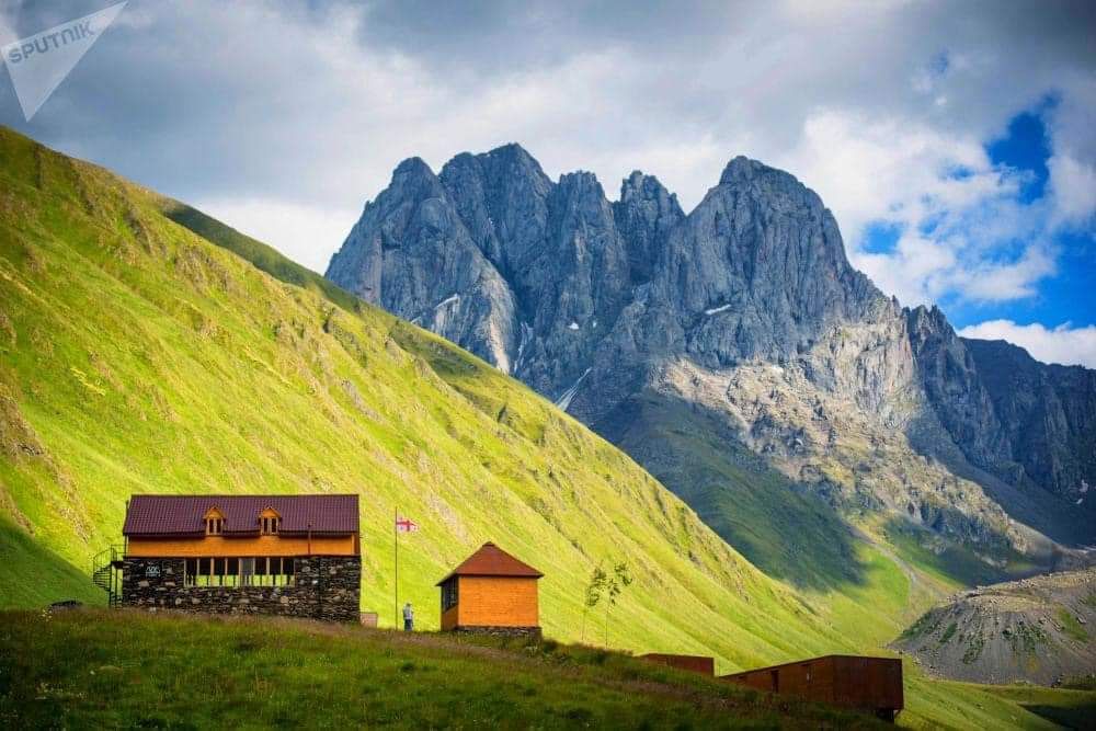 ;  და  ივნისის ,  და  დღიანი ტურები