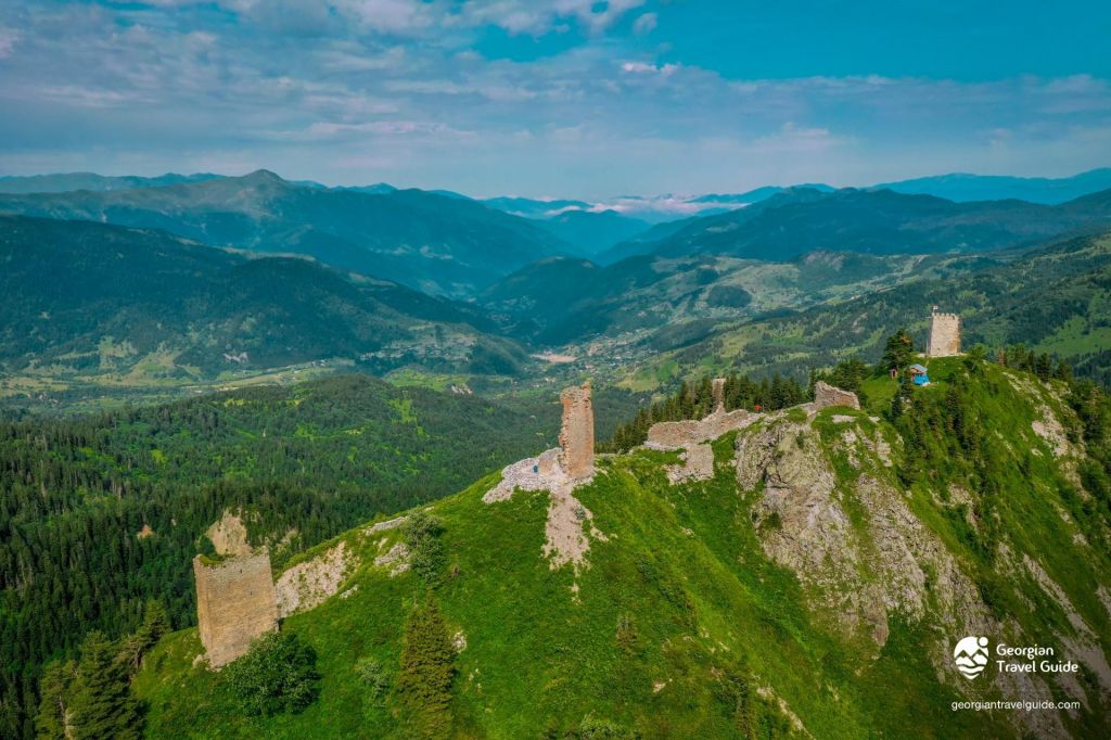Tour - Khikhani Castle