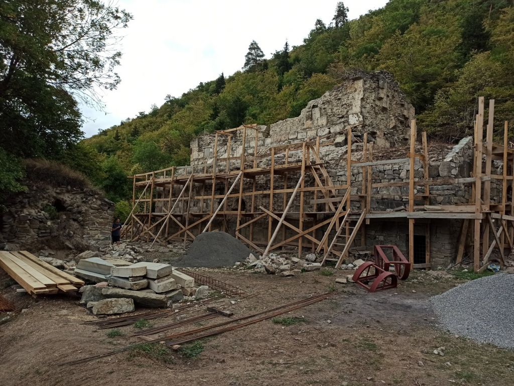 ბოშური, წეროსხევი, ვერეს ღვთისმშობლის ტაძარი,ატენის სიონი და ა.შ.