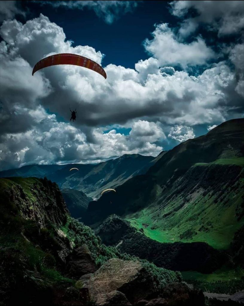 ერთდღიანი ულამაზესი ტური ყაზბეგში .. თეთრი და შავი არაგვის შესართავი, გუდაურის პანორამა, გერგეთის სამება, დარიალის კომპლექსი..