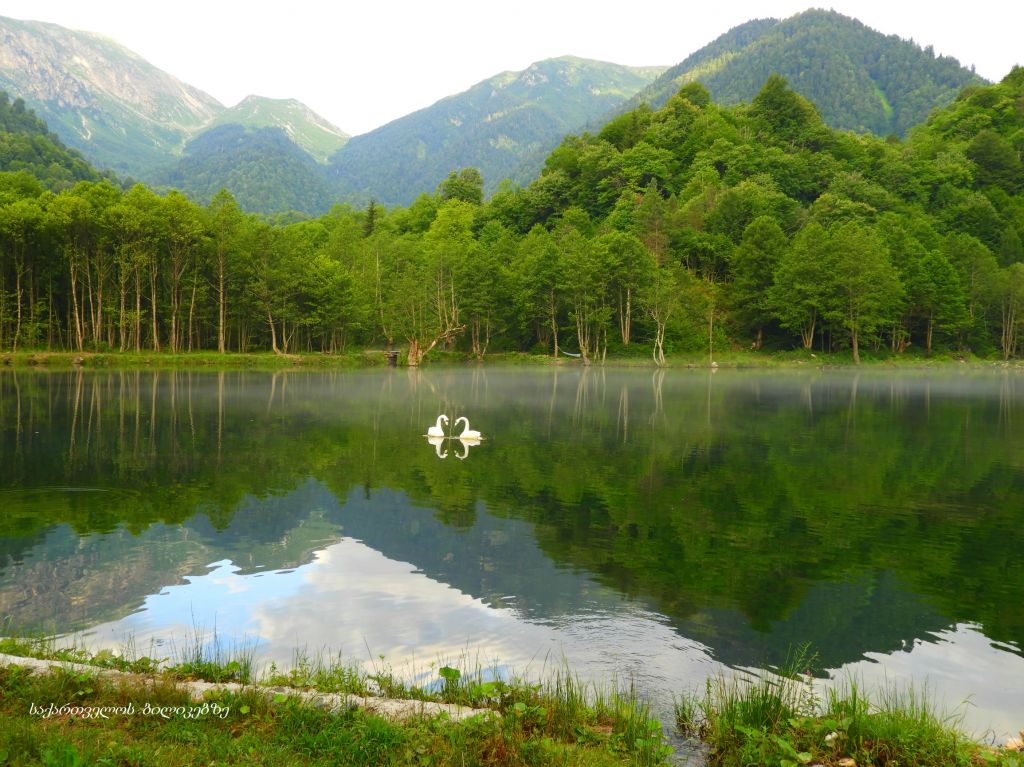 ლეჩხუმი: ქულბაქი: ტბა და ჩანჩქერი, ცაგერი, რაჩხის ჩანჩქერი