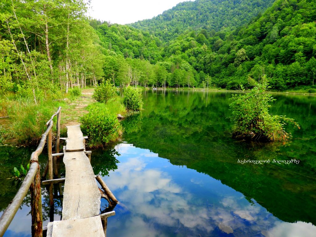 ლეჩხუმი: ქულბაქი: ტბა და ჩანჩქერი, ცაგერი, რაჩხის ჩანჩქერი