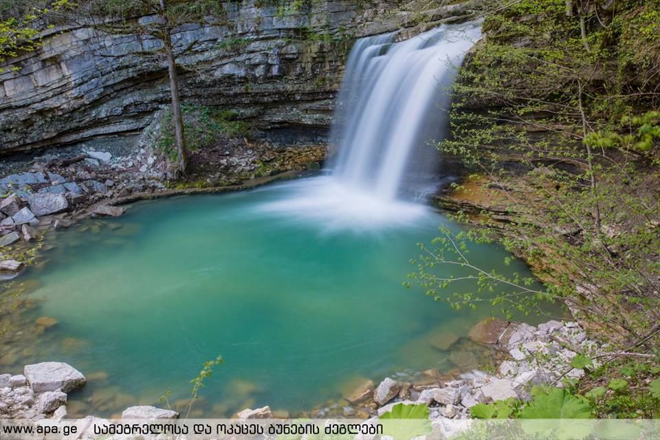 ოკაცეს კანიონი, კინჩხას ჩანჩქერი, ლომინას ტბა
