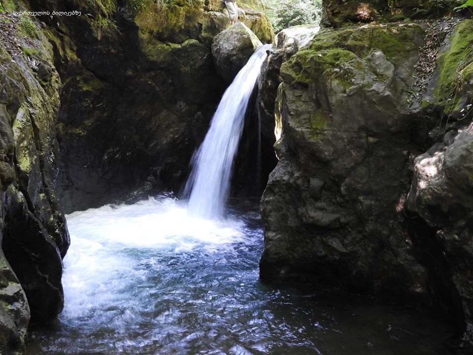 შურუბუმუ, გვალაშარა, ბალდის კანიონი, კაღუს ჩანჩქერი