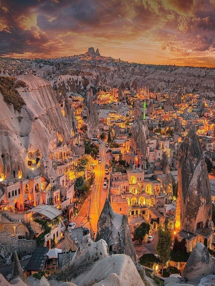 ტაო-კაპადოკია-ანტალია-ქემერი-პამუკალე-სტამბული-ტრაპიზონი-სუმელა-უზუნგოლი