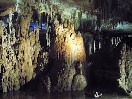 იმერეთი - ბაგრატის ტაძარი, მოწამეთა მონასტერი, სათაფლიის მღვიმე, პრომეთეს მღვიმე, გელათი . . .