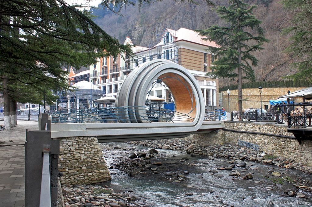 სამცხე-ჯავახეთი : ბორჯომი - ლიკანი - მწვანე მონასტერი - რაბათი - ხერთვისის ციხე - ვანის ქვაბები - ვარძია. . .