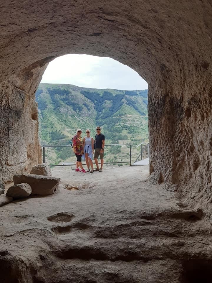 ვარძია - ქვაბები - ხერთვისი - რაბათი - მწვანე მონასტერი - ბორჯომი . . .
