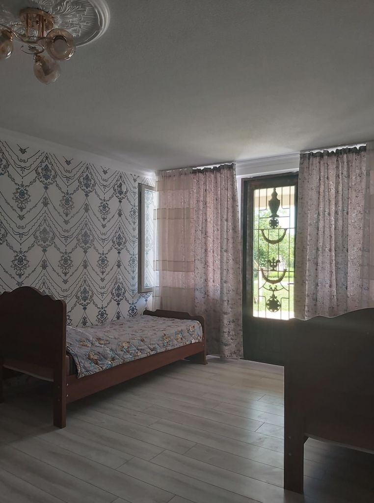 სამეგრელო - აგვისტო , დღიანი განსხვავებული ტური : აბედათის ციხე-სიმაგრე , ავჰესის ჩანჩქერი.ბალდის კანიონი, კაღუს ჩანჩქერი. წაჩხურუს მთავარანგელოზის ეკლესია და მრავალი სვა