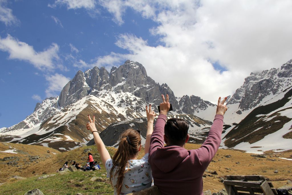 ჯუთა-ჭაუხები / ჯუთას ჩანჩქერი, ჯუთას ტბა, მეხუთე სეზონი