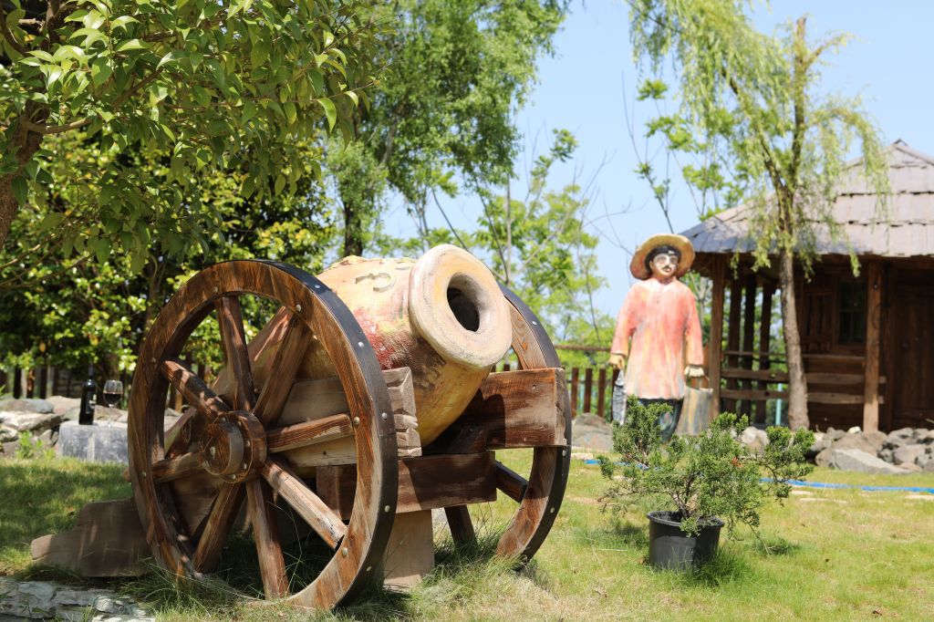 შატო კვირიკე“-ში გრანდიოზული სამზადისი რთველისთვის იწყება