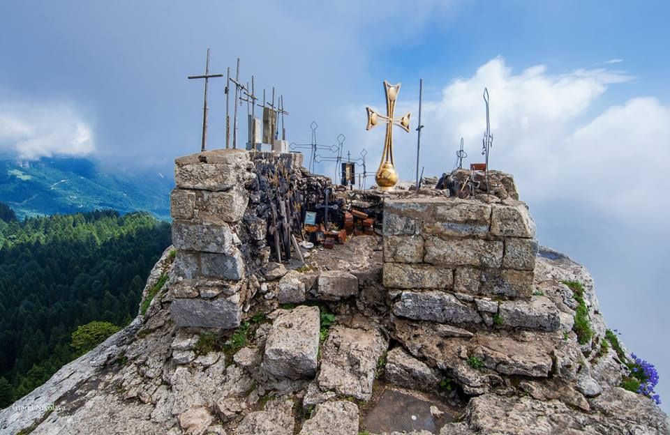 - სექტემბერი - რაჭის ორდღიანი ტური