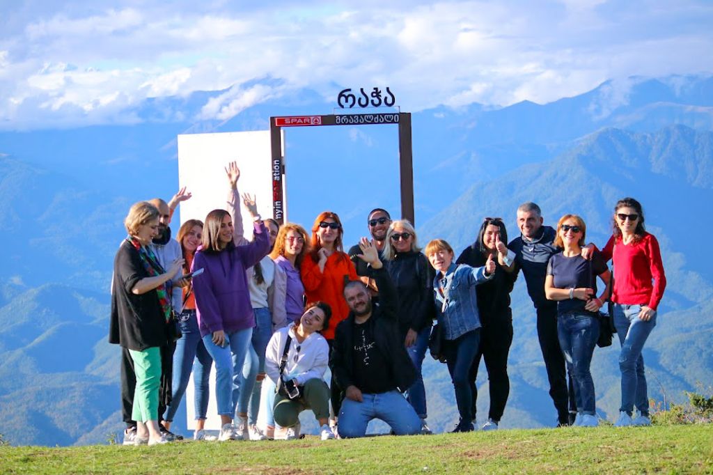 დღიანი ტურები რაჭაში!