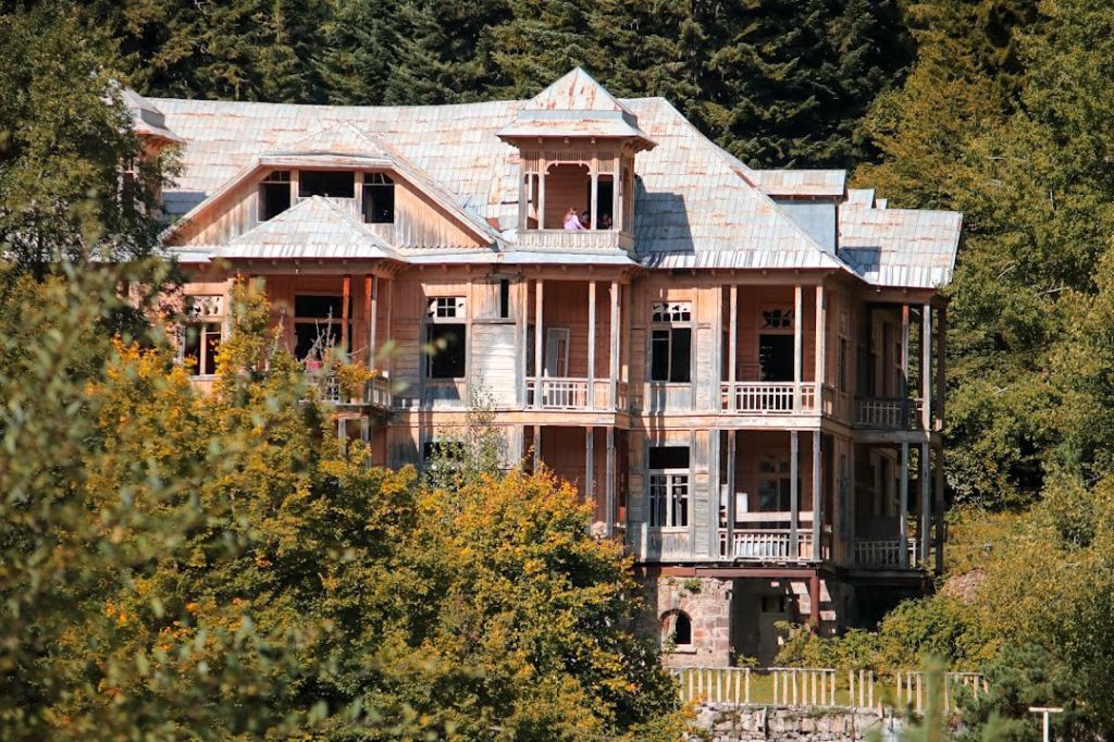 დღიანი ტურები რაჭაში!