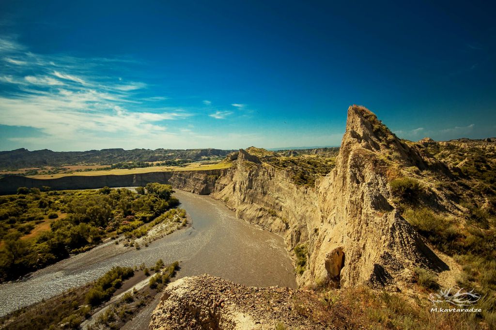 ვაშლოვანი - მიჯნისყურე / ჯიპ ტური