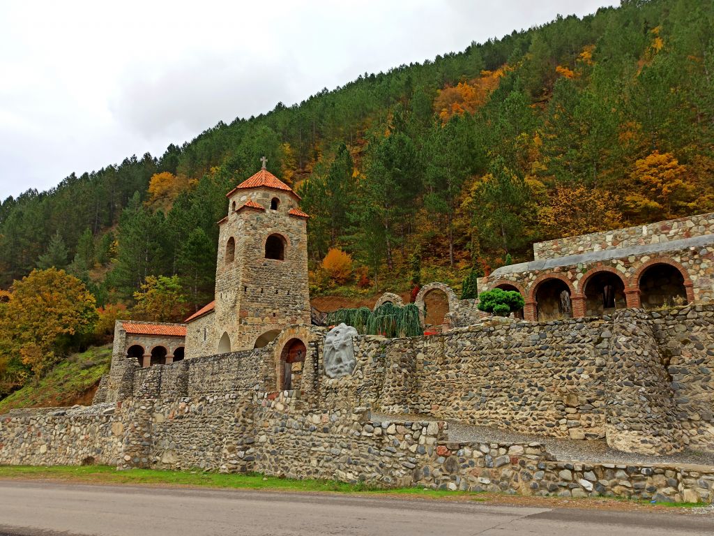 ერთდღიანი ჯიპ-ტური ძამას ხეობაში! ყინწვისი, ორთუბანი, მზოვრეთი, სარკინეთი, ქოზიფა, ზემო და ქვემო შუანო, შუანოს მთა და ულამაზესი ბატეთის ტბა ❤️❤️❤️