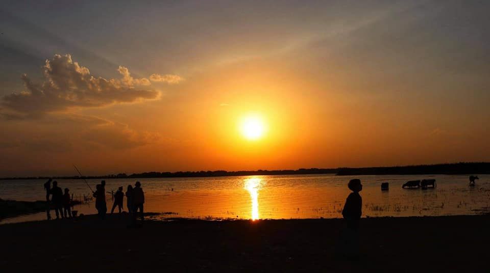 ნოემბერი (კვირა) - ფერადი უდაბნოს ტური