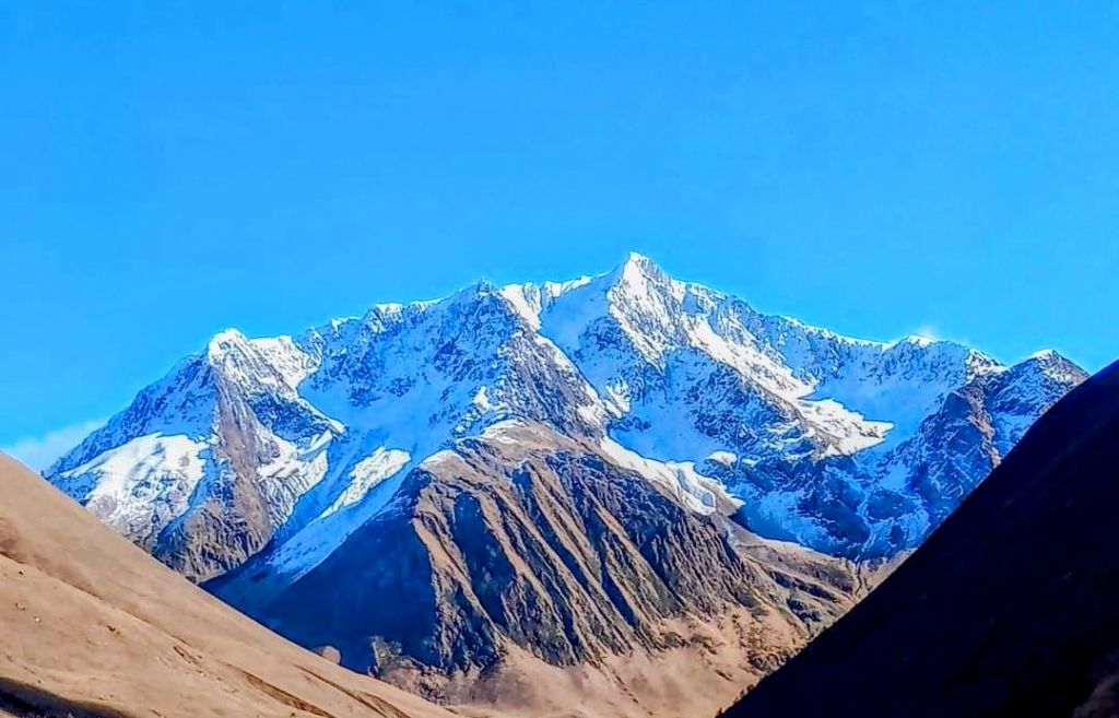 ერთდღიანი ტური ჯუთაში