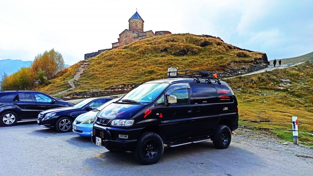 ერთდღიანი ჯიპ-ტური დათოვლილ ყაზბეგში ❄️❄️❄️