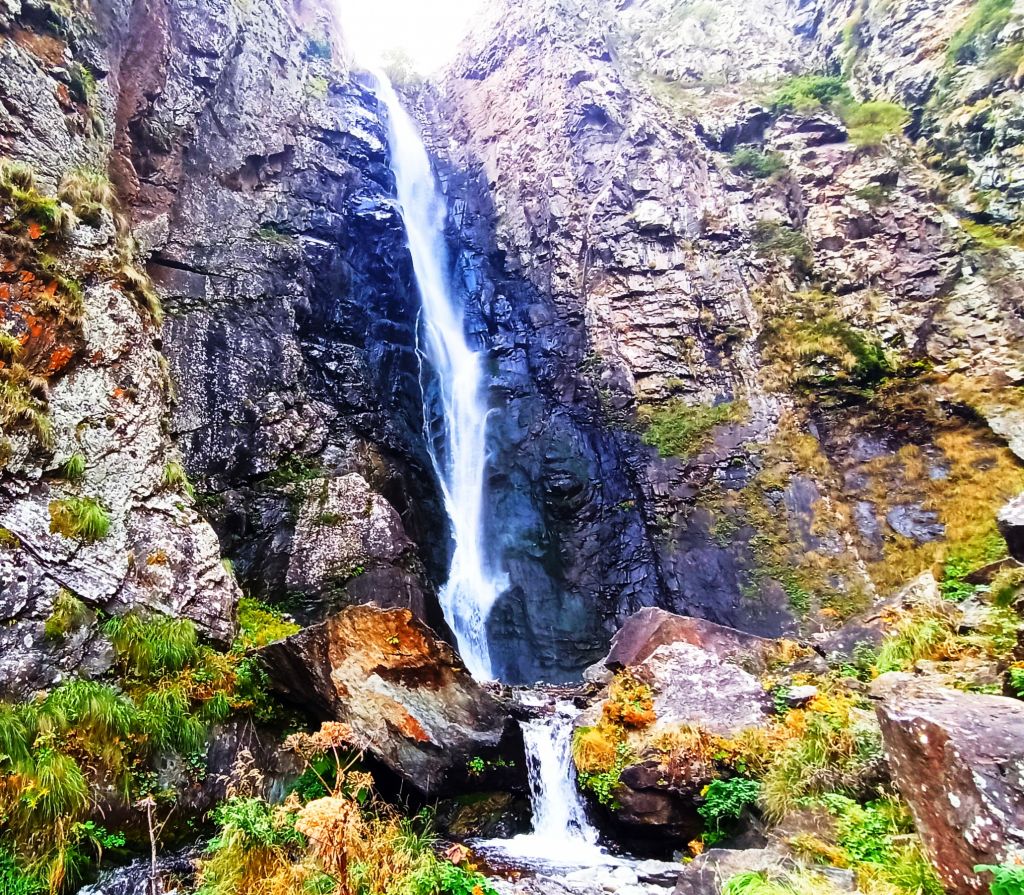 ერთდღიანი ჯიპ-ტური დათოვლილ ყაზბეგში ❄️❄️❄️