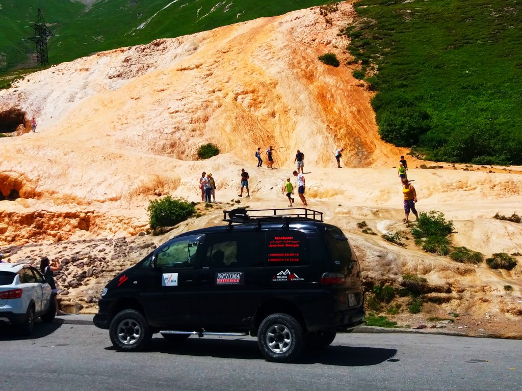 ერთდღიანი ჯიპ-ტური დათოვლილ ყაზბეგში ❄️❄️❄️❤️❤️❤️