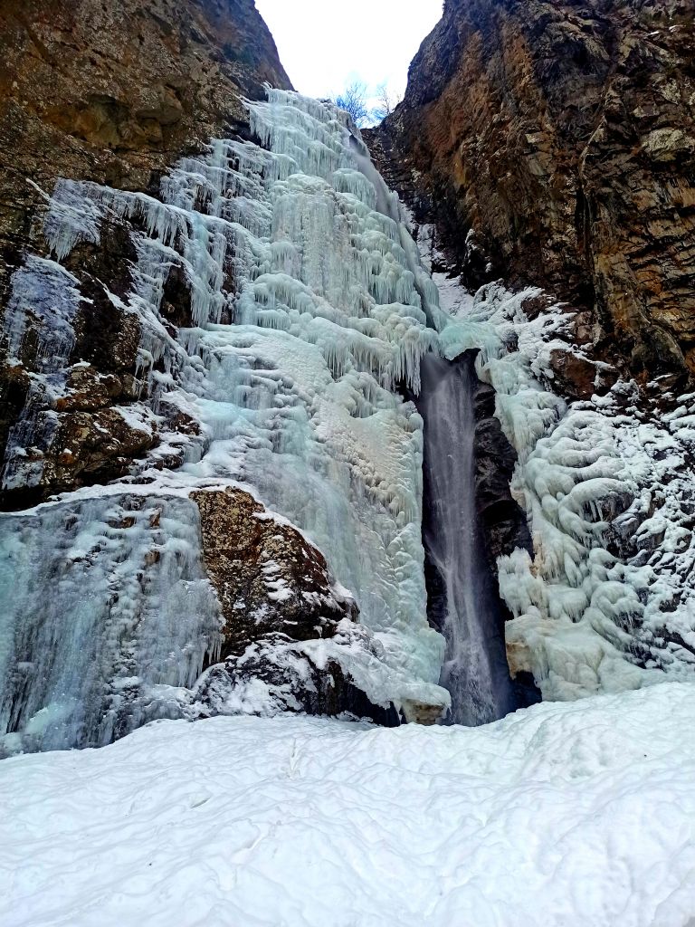 ერთდღიანი ჯიპ-ტური დათოვლილ ყაზბეგში ❄️❄️❄️❤️❤️❤️