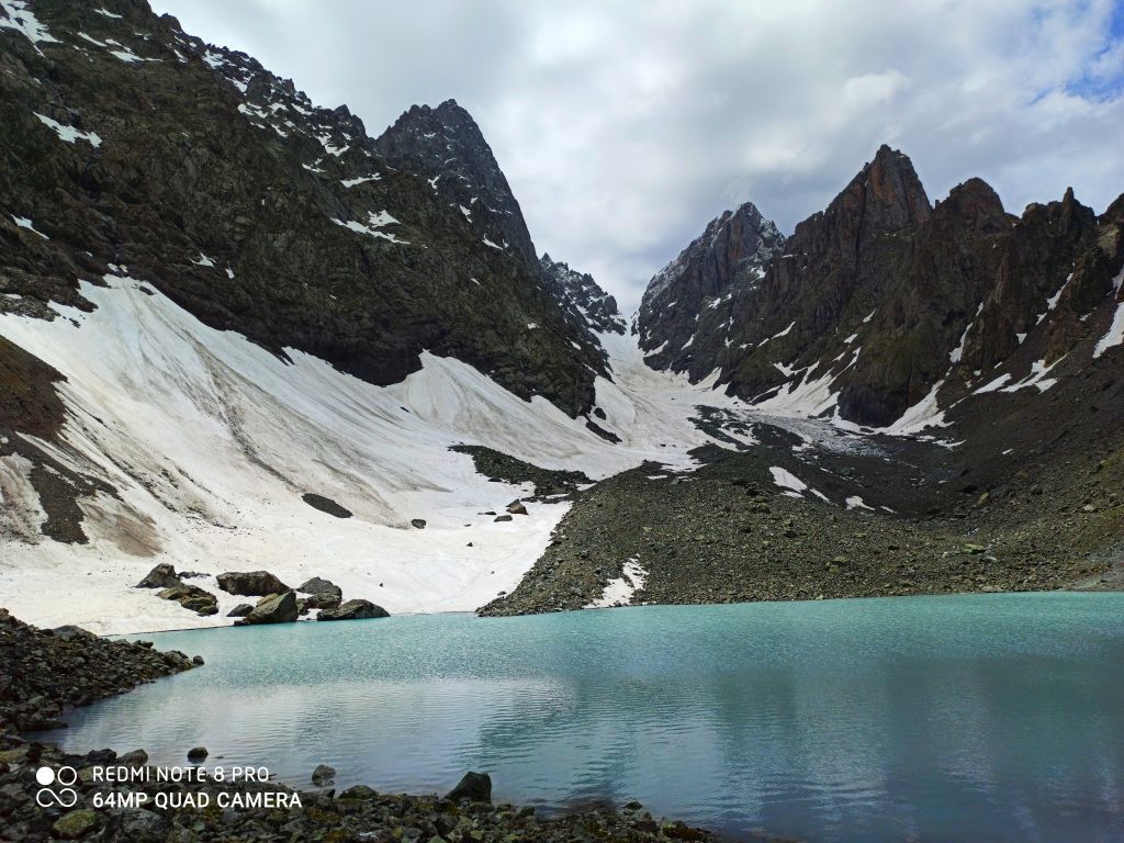 ერთდღიანი ჯიპ-ტური აბუდელაურის ულამაზეს ფერად ტბებზე ❤️❤️❤️