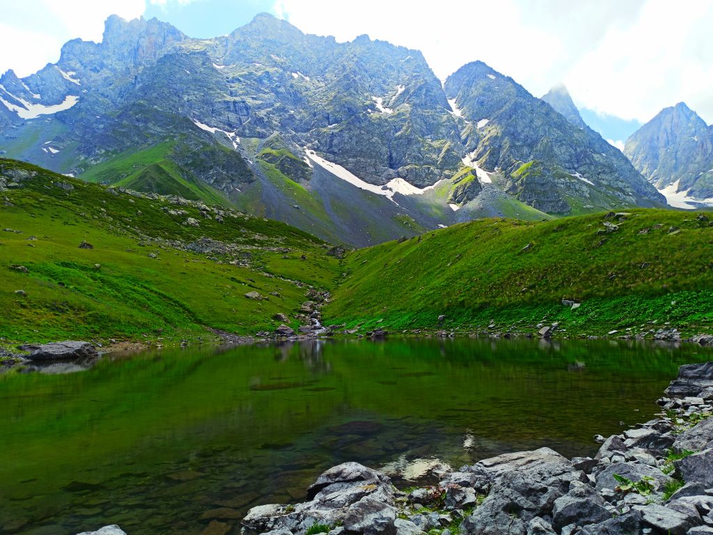 ერთდღიანი ჯიპ-ტური აბუდელაურის ფერად ტბებზე ❤️❤️❤️