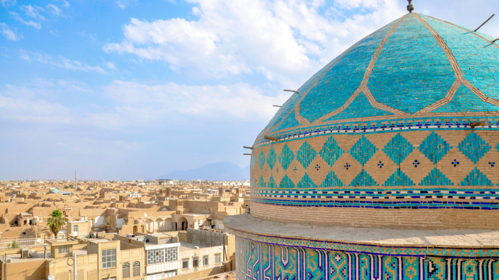 თეირანი | ქაშანი | აბიანე | ისპაჰანი | იაზდი | შირაზი |პერსეპოლისი | თეირანი