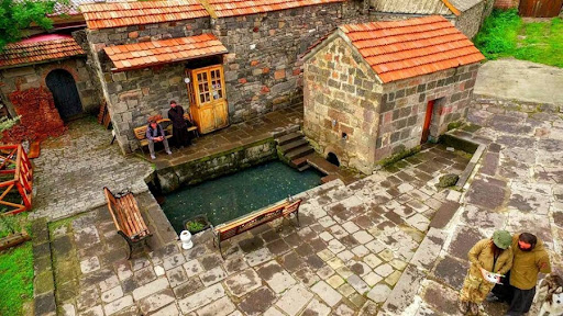 ტური წალკაში :   დაშბაშის კანიონი, ბრილიანტის ხიდი, ჩანჩქერი, სასწაულმოქმედი კალმახები და არამარტო