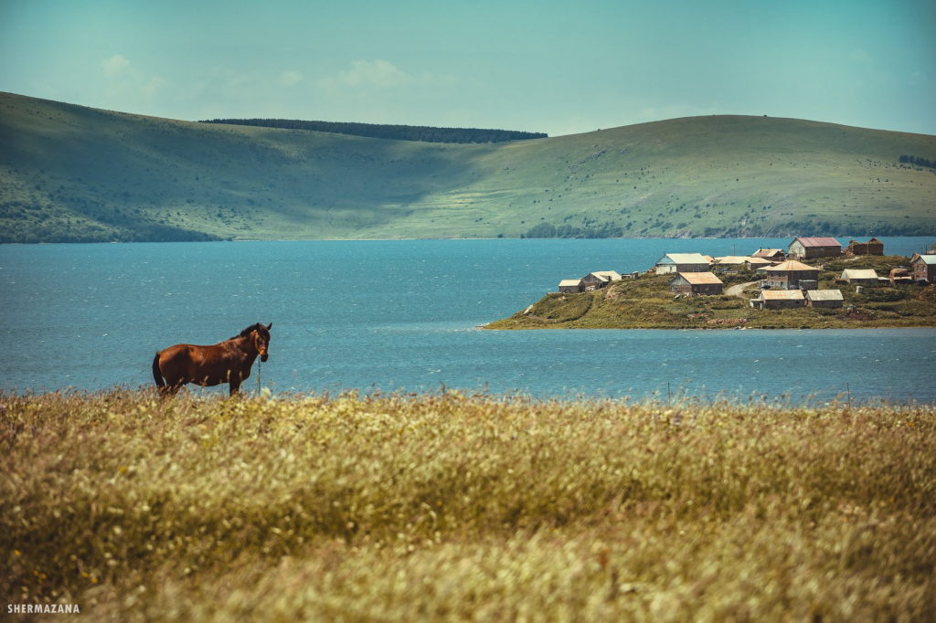 ტაბაწყურის ტბა , ცხრაწყაროს უღელტეხილი , ულამაზესი სანახაობა და განტვირთვა (  აგვისტო )