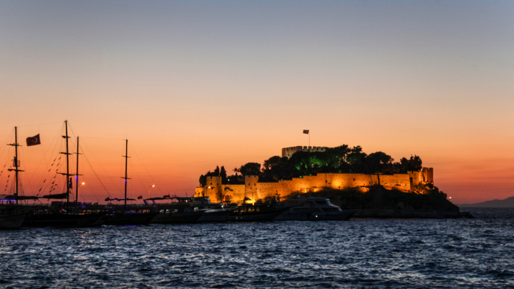 კუშადასი