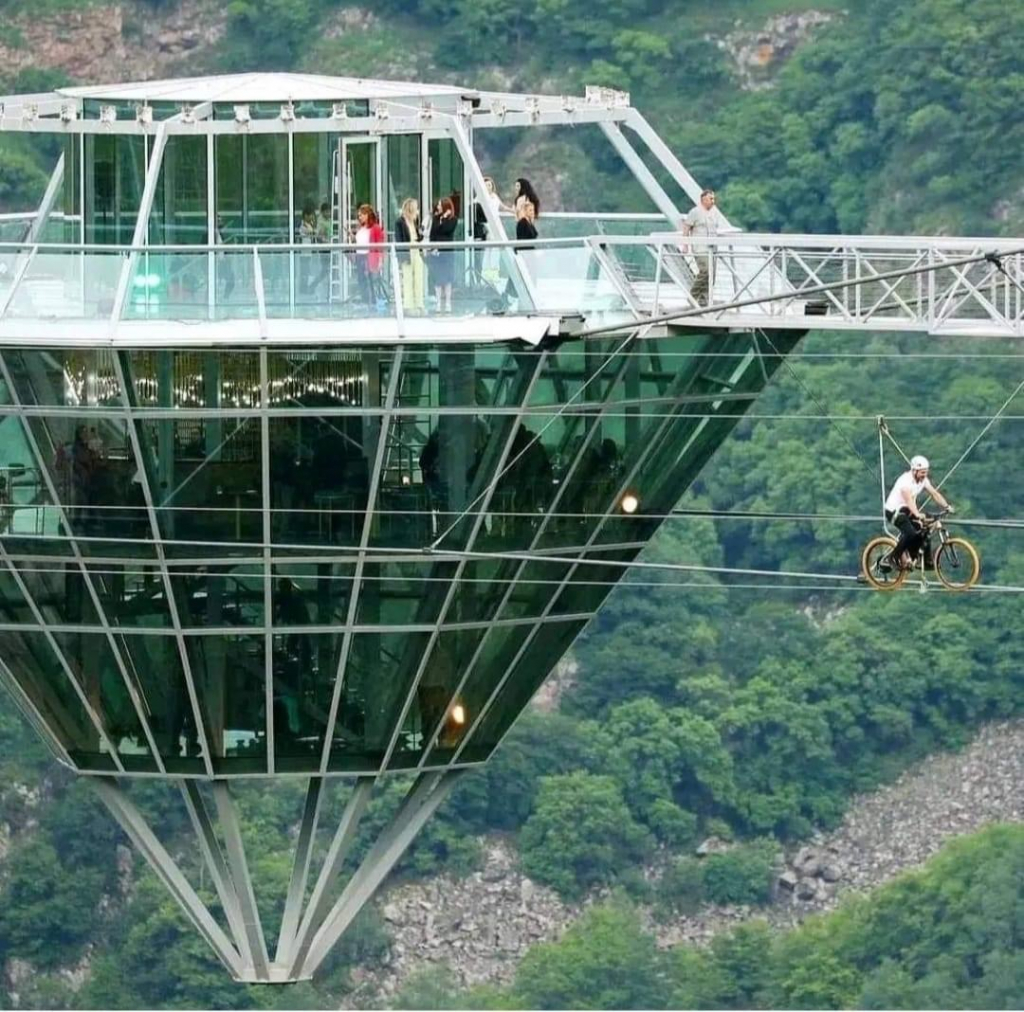 წალკა : Canyon EL Oro - დაშბაშის კანიონი, ბრილიანტის ხიდი, ჩანჩქერი, სასწაულმოქმედი კალმახები და არამარტო