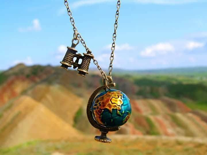 ფერადი უდაბნო - მრავალწყარო