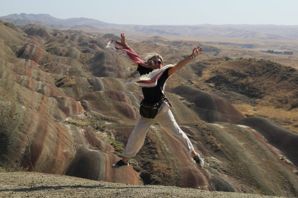 ფერადი უდაბნო - მრავალწყარო