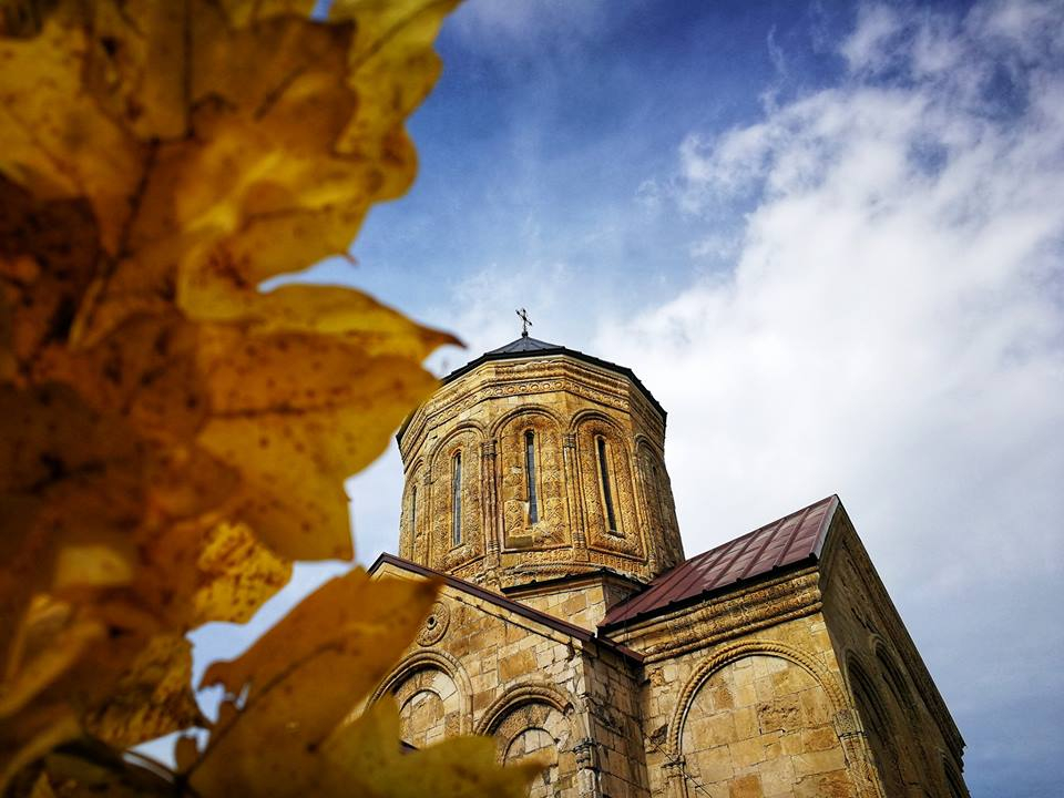 Day Tour in Colorful Racha