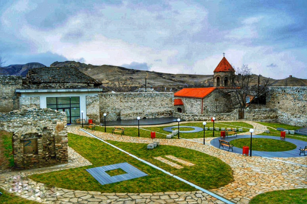 ბარბარობას პილიგრიმული ერთდღიანი ტური