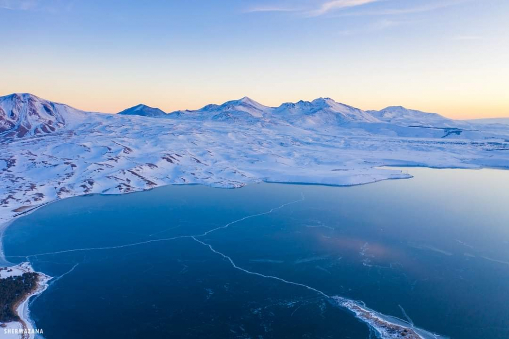 ტაბაწყურის ტბა , ფარავნის ტბა ( ჯავახეთის ტბები )