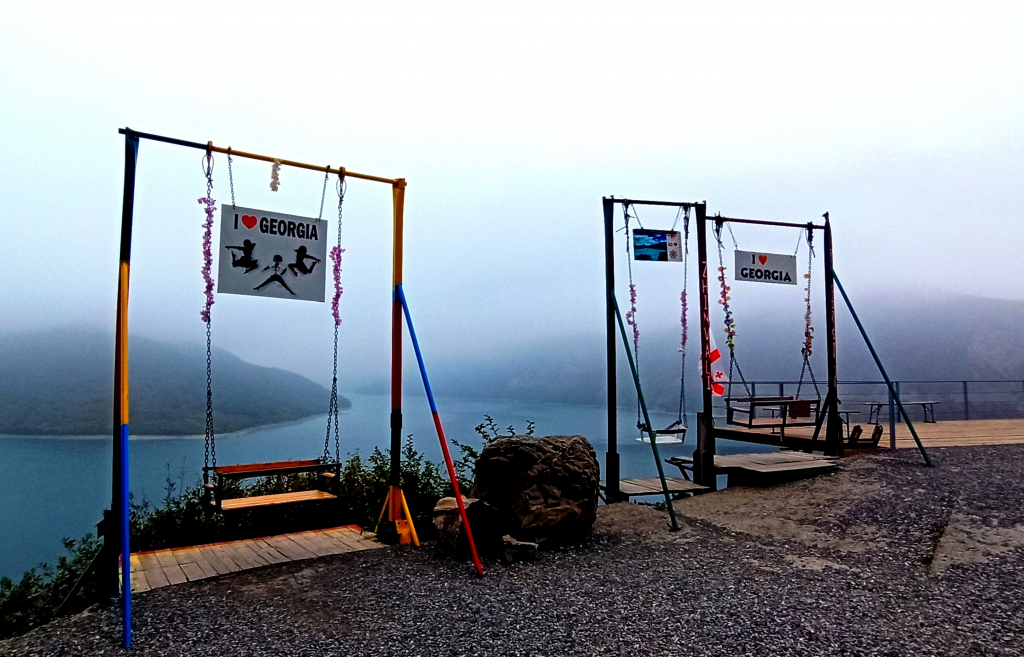 ერთდღიანი ჯიპ-ტური დათოვლილ ყაზბეგში ❄️❄️❄️